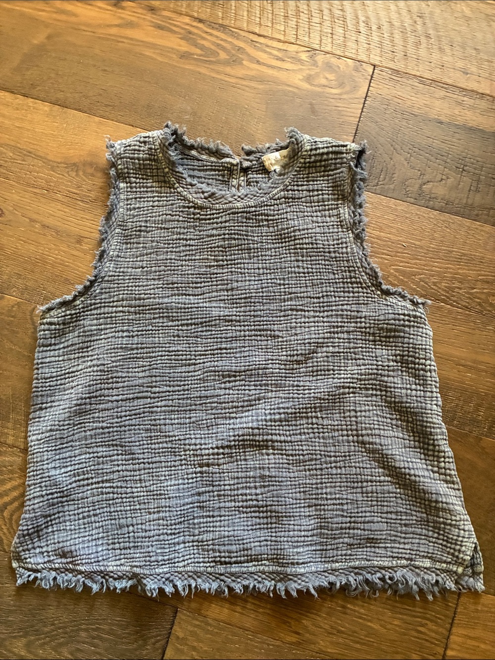 Altar'd State Frayed-Trim Textured Tank Top in Grey